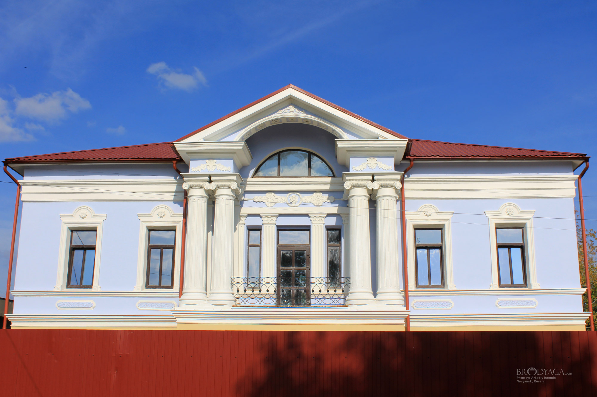Дом купца Дождева, Советская 16, Невьянск (Nevyansk)